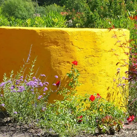 Les Jardins D'Ispahan Prignac-et-Marcamps Exterior foto
